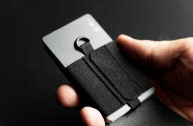The FOCX PIONEER Wallet Could Be the Sleekest Compact Wallet Out