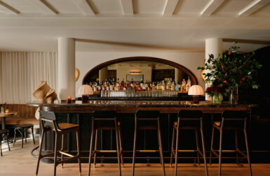 Jac's on Bond Beckons Guests to Overstay Their Welcome